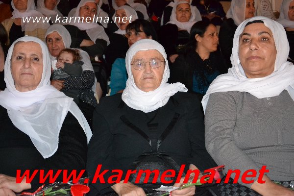رئيس المجلس يحتفل بعيد الام
